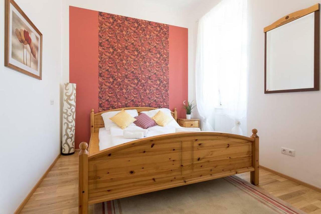 Spacious Vienna Central Station Residence Екстер'єр фото